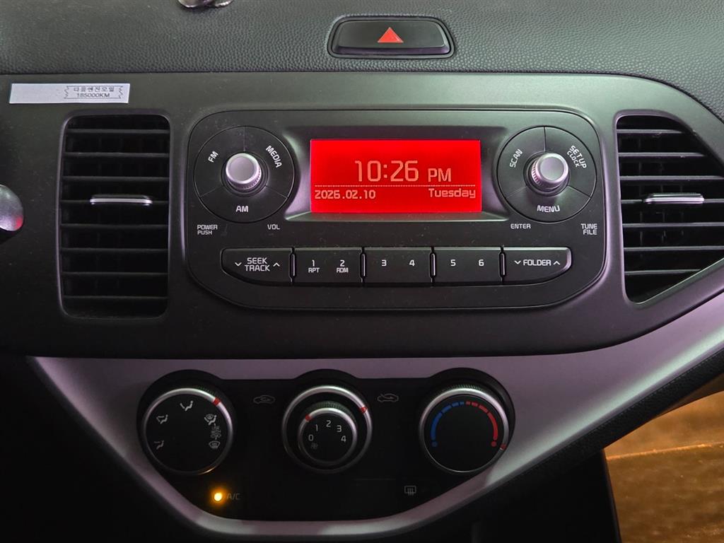 KIA Morning - Vista 11