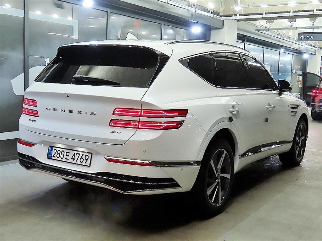 Genesis GV80 - Vista 4