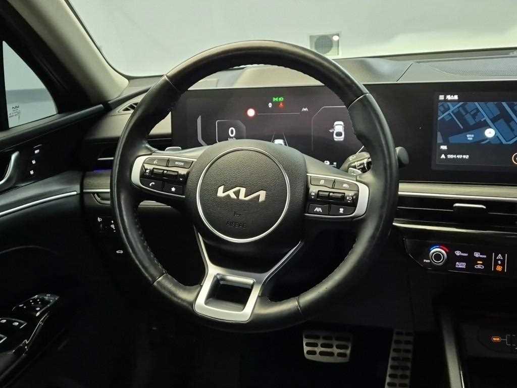 KIA K5 - Vista 9