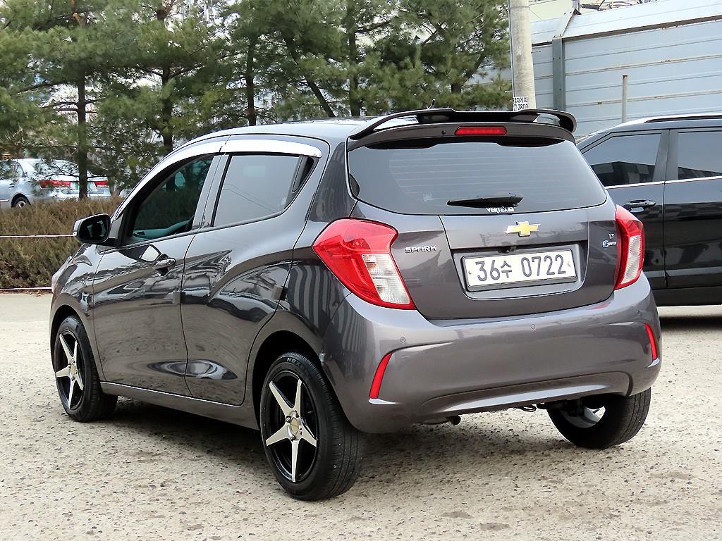 Chevrolet Spark - Vista 3