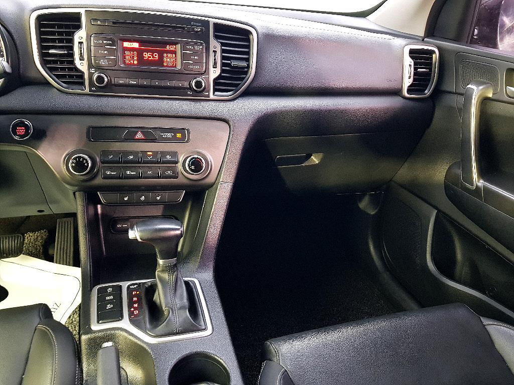 KIA Sportage - Vista 10