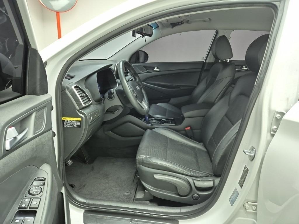 HYUNDAI Tucson - Vista 11