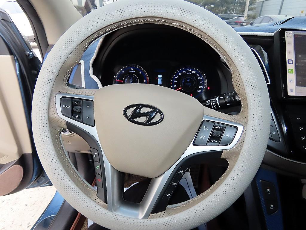 HYUNDAI i40 - Vista 8