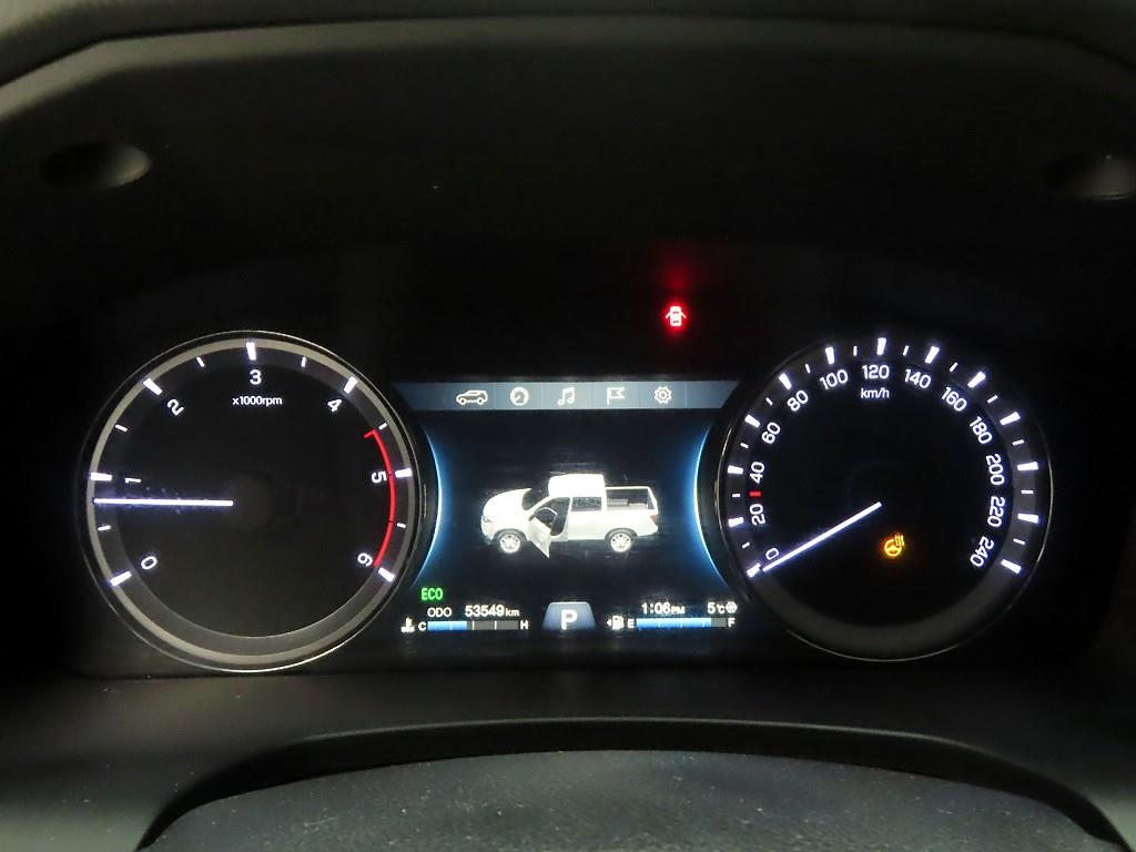 Ssangyong Rexton - Vista 5