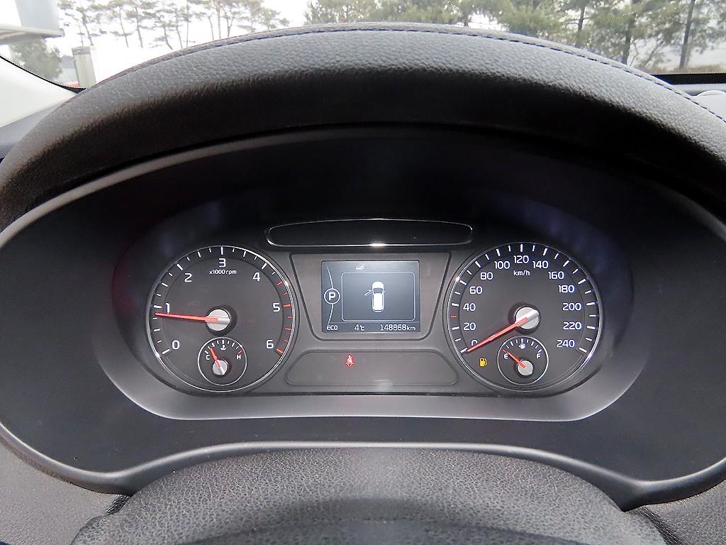 KIA Sorento - Vista 9