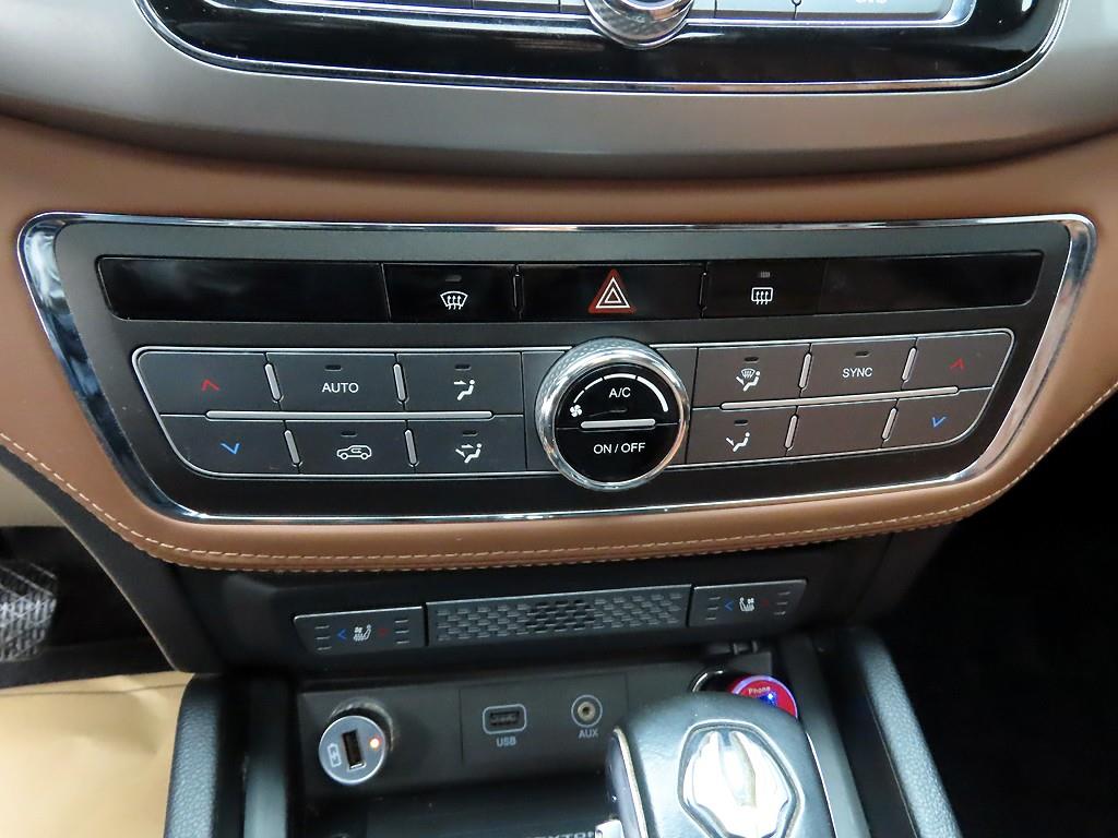 Ssangyong Rexton - Vista 9