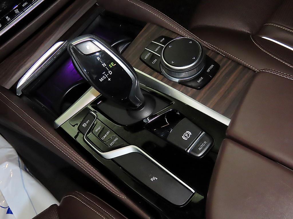 BMW 5 Series - Vista 12