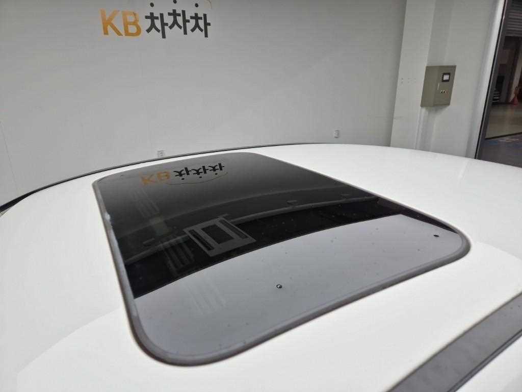 Mercedes Benz C Class 2015 Blanco - Importación desde Corea - HF Imports Iquique - Foto 13