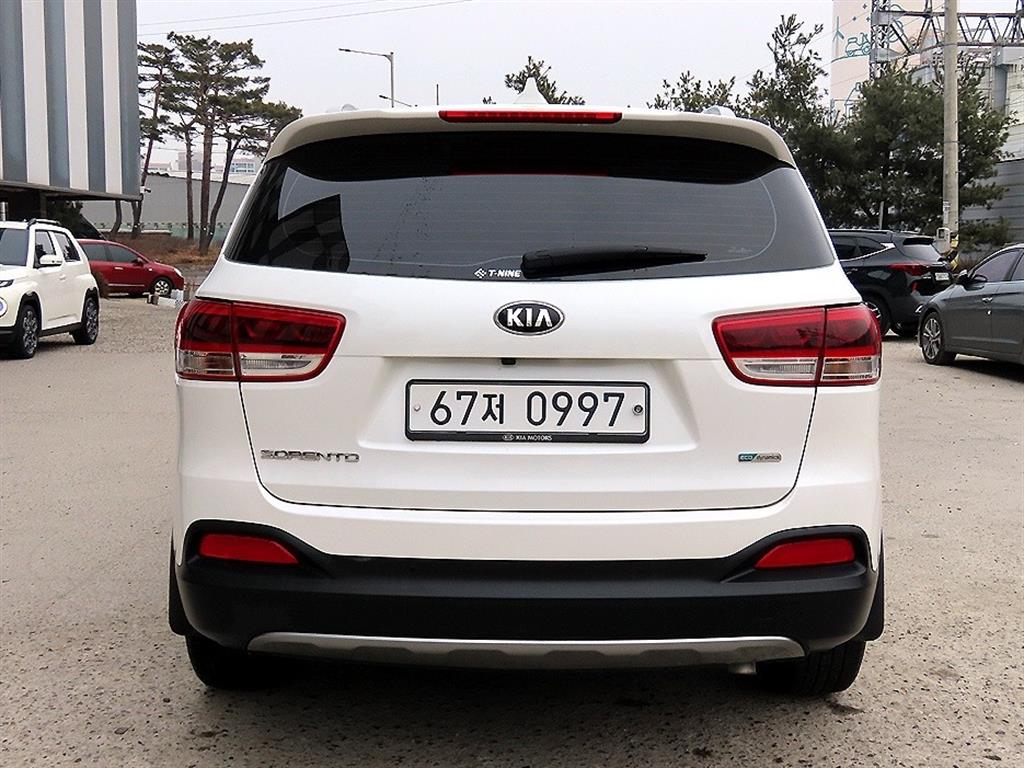 KIA Sorento - Vista 4