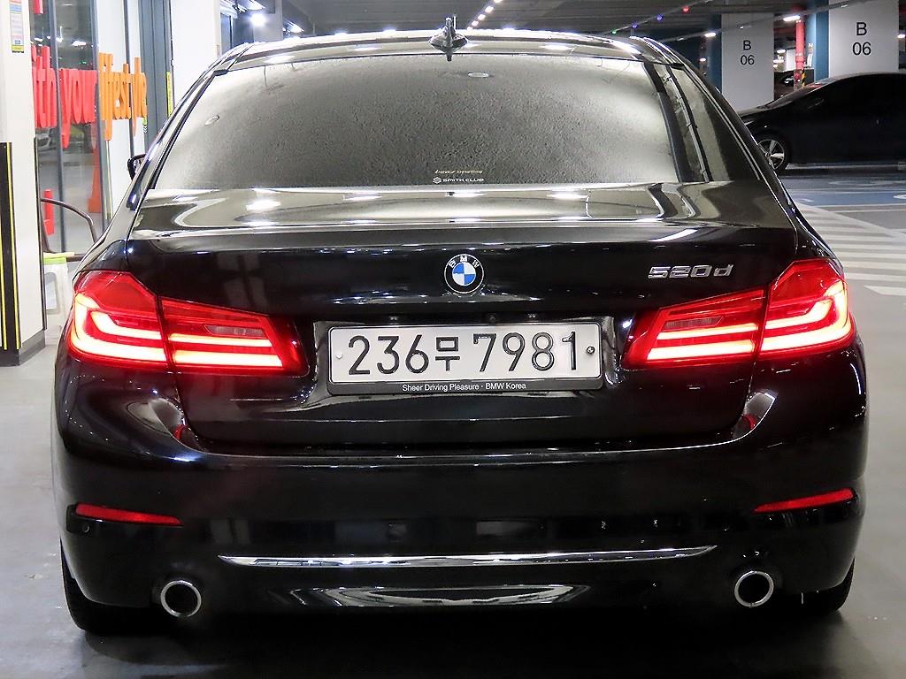 BMW 5 Series - Vista 5