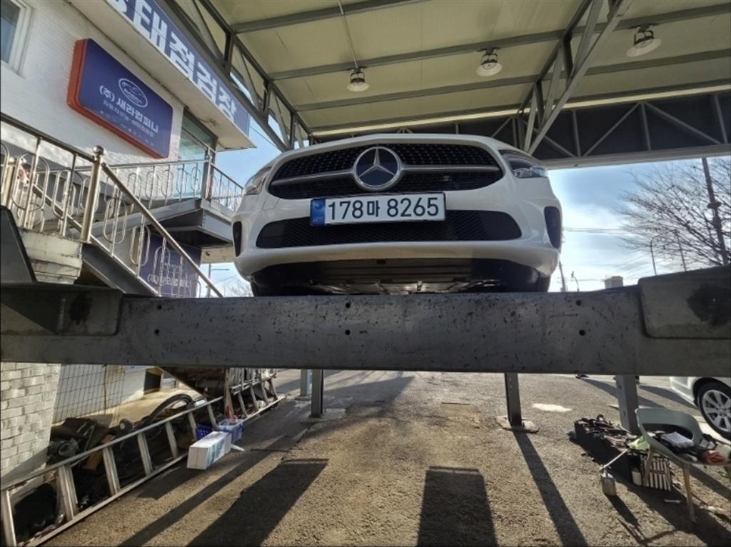 Mercedes Benz A Class - Vista 5