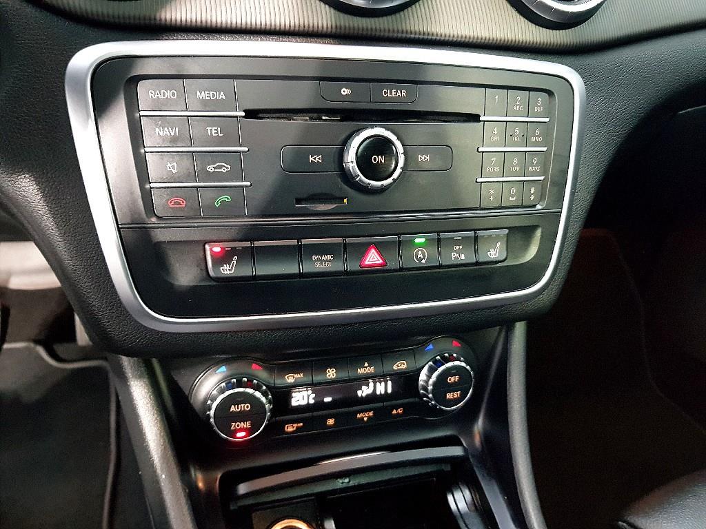 Mercedes Benz CLA Class - Vista 12