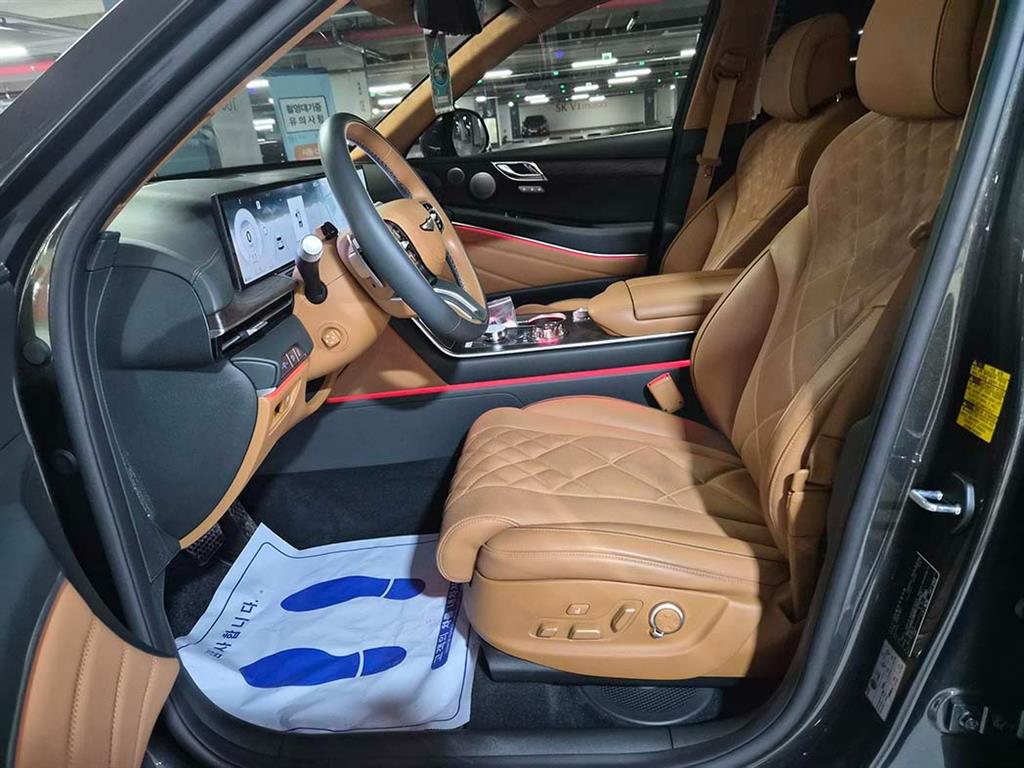 Genesis GV80 - Vista 6