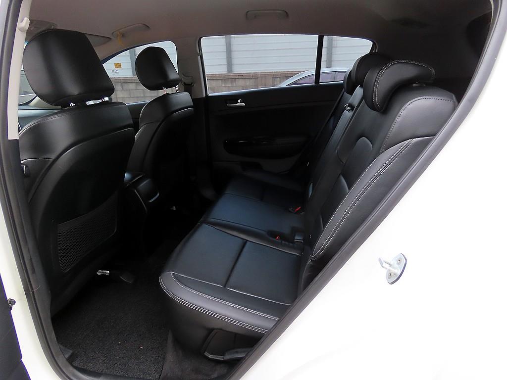 KIA Sportage - Vista 6