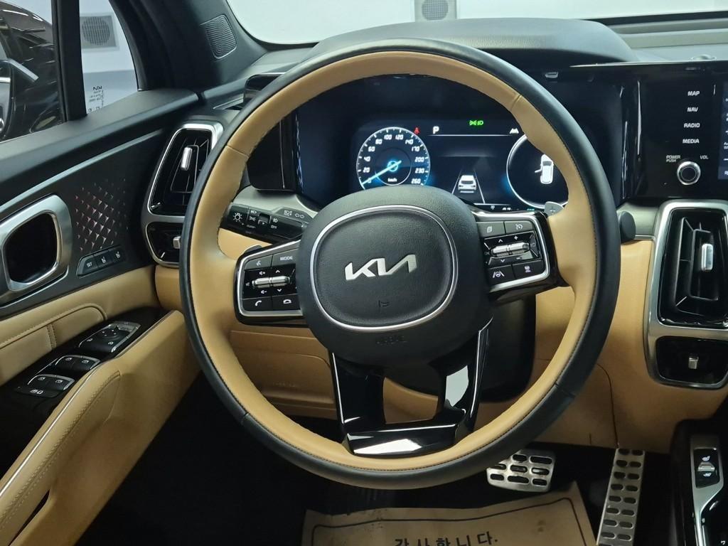 KIA Sorento - Vista 9