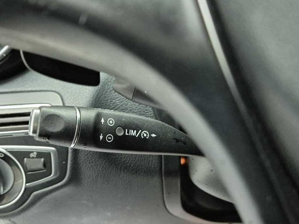 Mercedes Benz C Class 2015 Blanco - Importación desde Corea - HF Imports Iquique - Foto 16