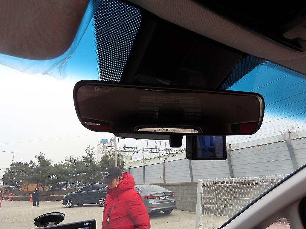 HYUNDAI Staria 2025 Negro - Importación desde Corea - HF Imports Iquique - Foto 16