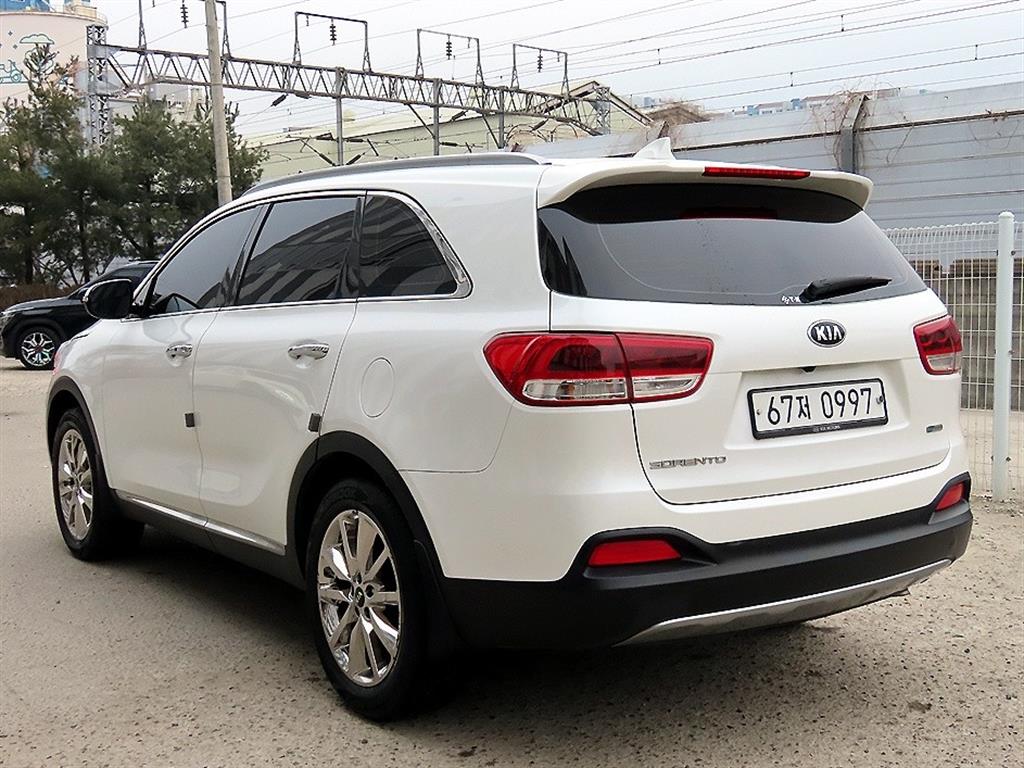 KIA Sorento - Vista 3