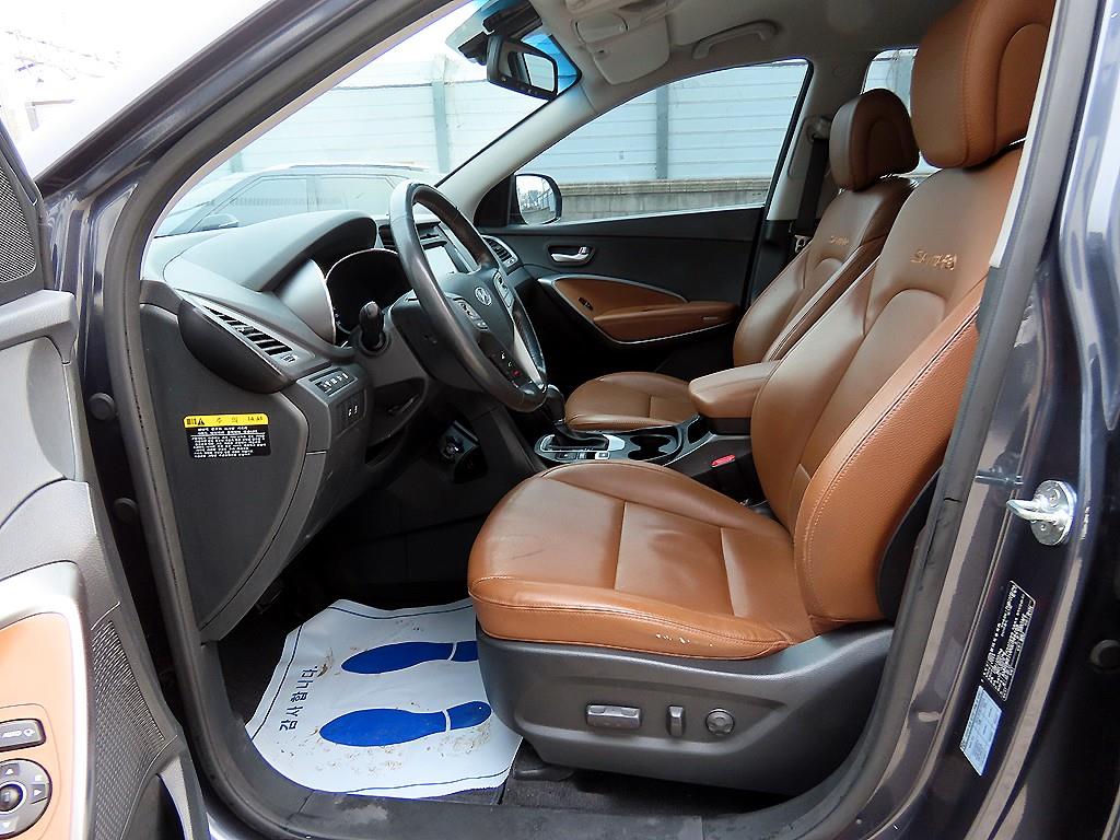 HYUNDAI Santa Fe - Vista 5