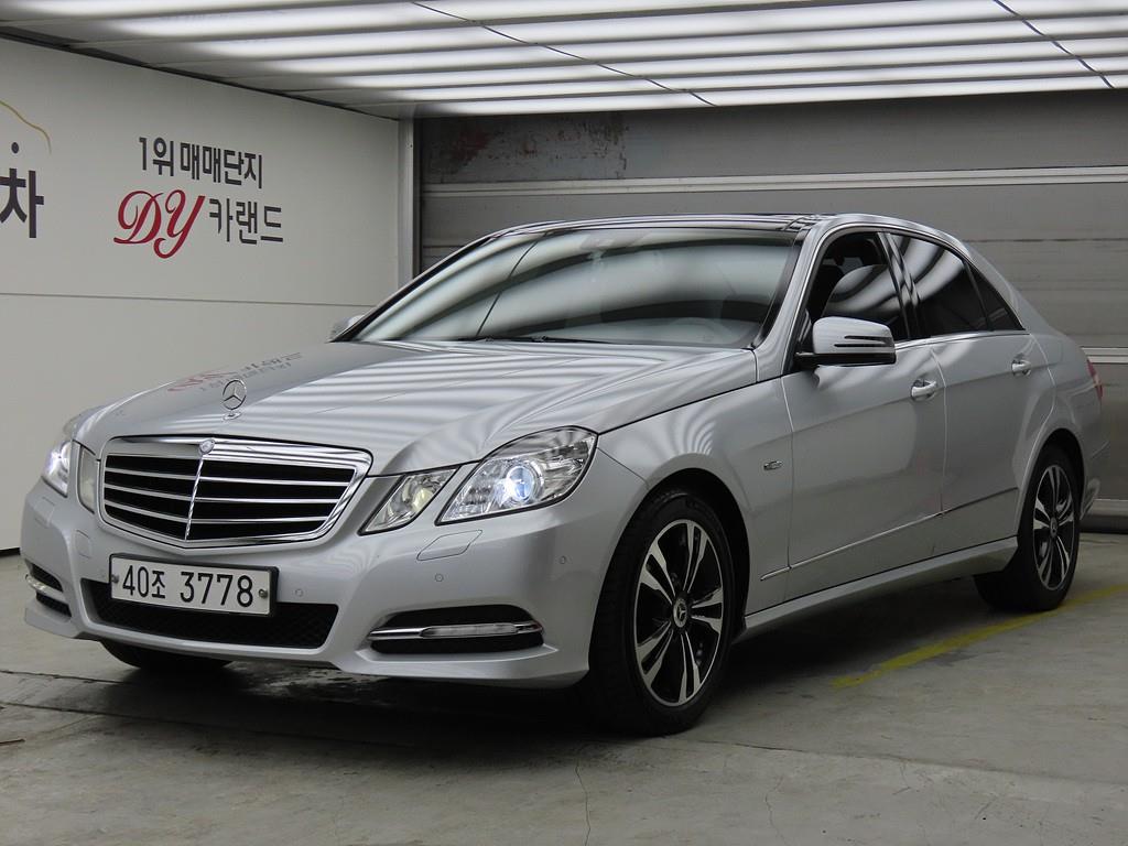 Mercedes Benz E class 2012 Plateado - Importación desde Corea - HF Imports Iquique - Foto 1