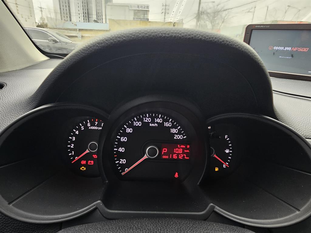 KIA Morning - Vista 11