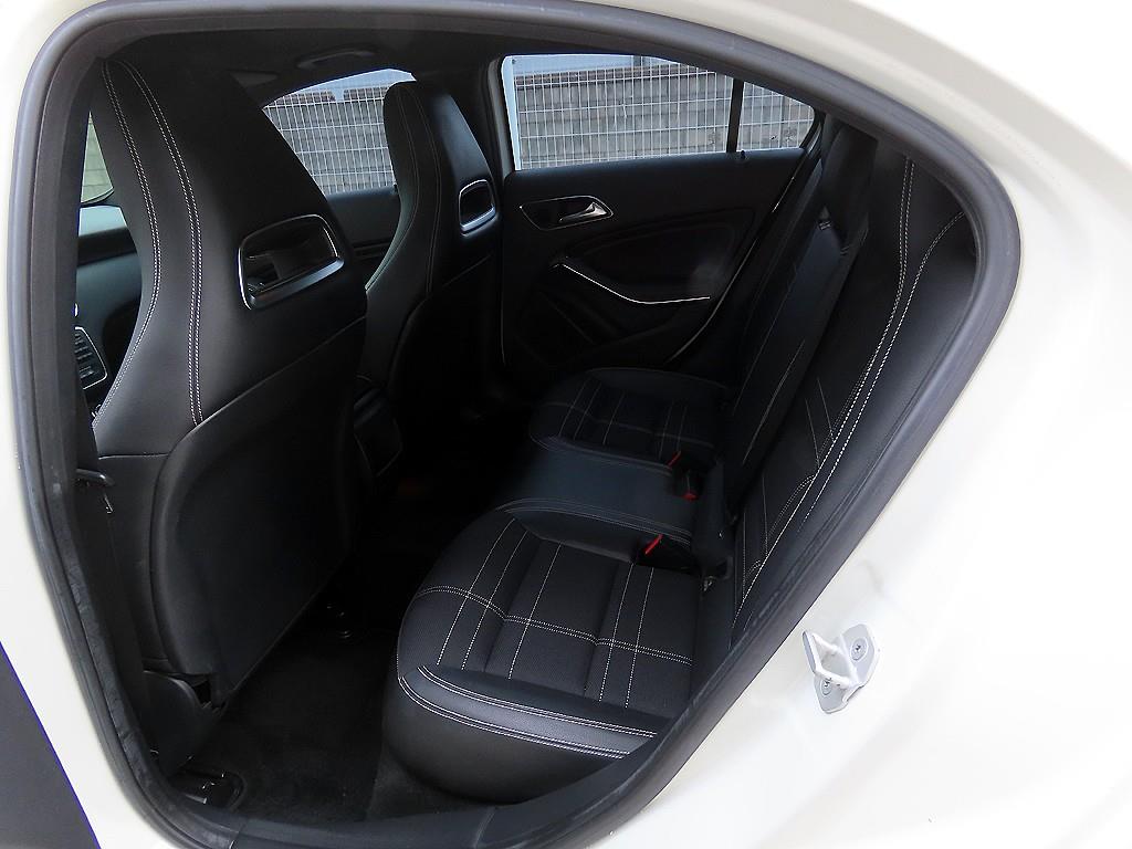 Mercedes Benz A Class - Vista 6