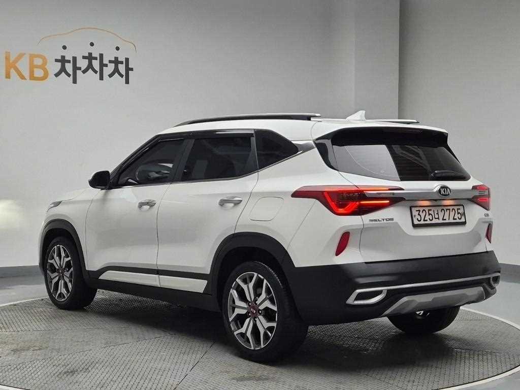 KIA Seltos - Vista 2