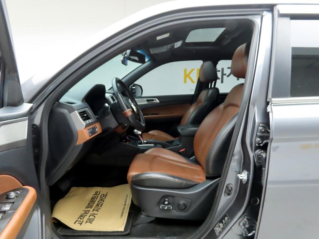 Ssangyong Rexton - Vista 11