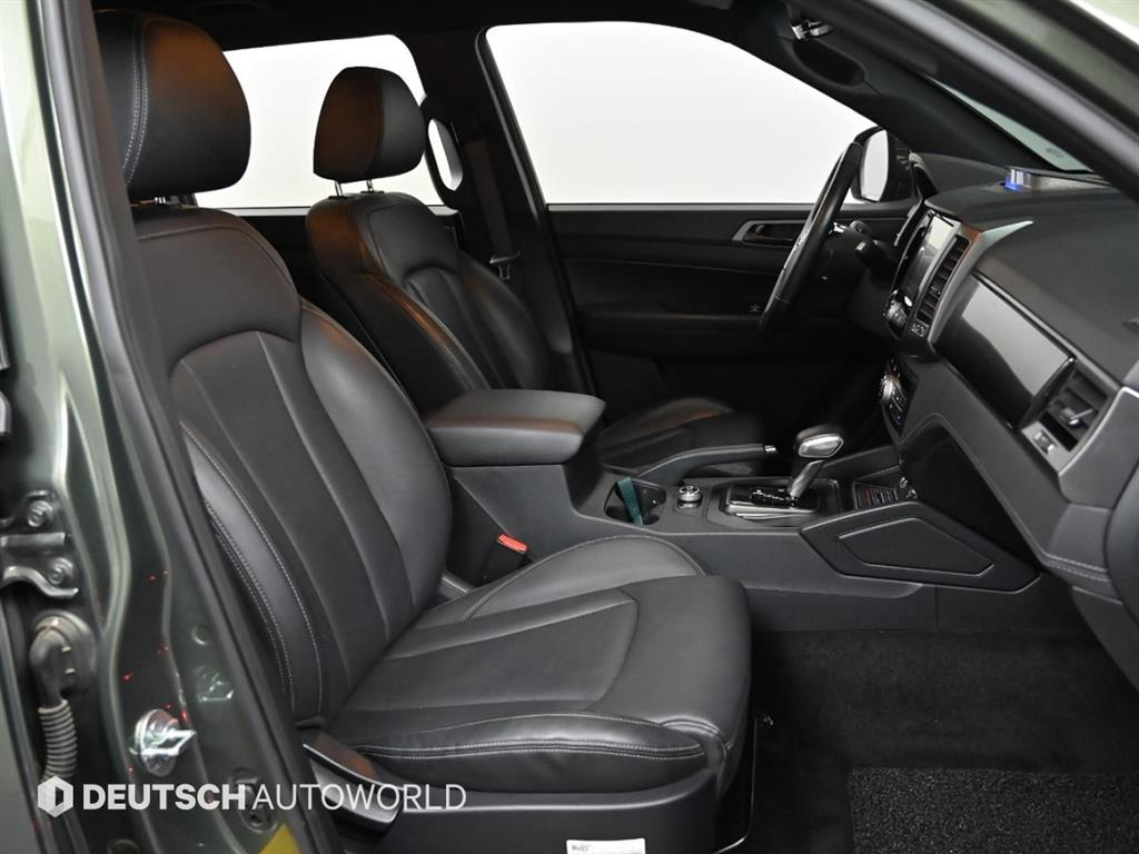 Ssangyong Rexton - Vista 10