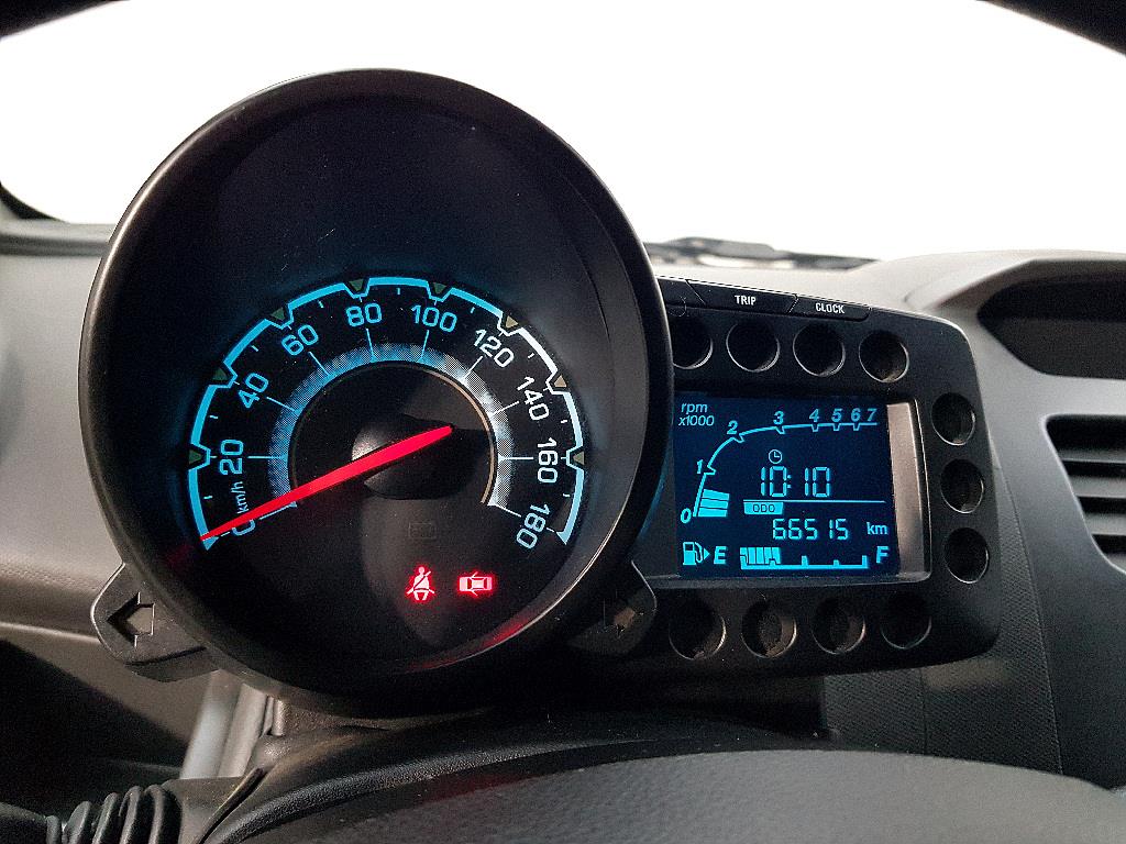 Chevrolet Spark - Vista 7