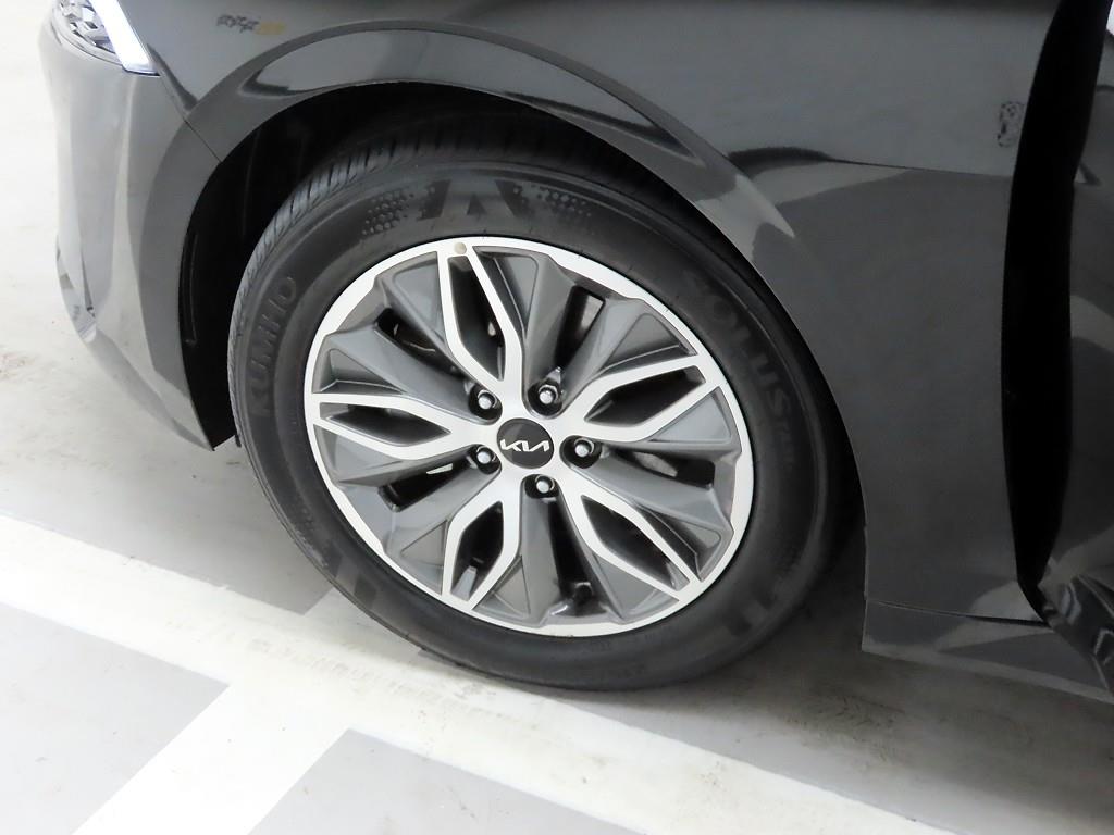 KIA K5 2023 Negro - Importación desde Corea - HF Imports Iquique - Foto 19