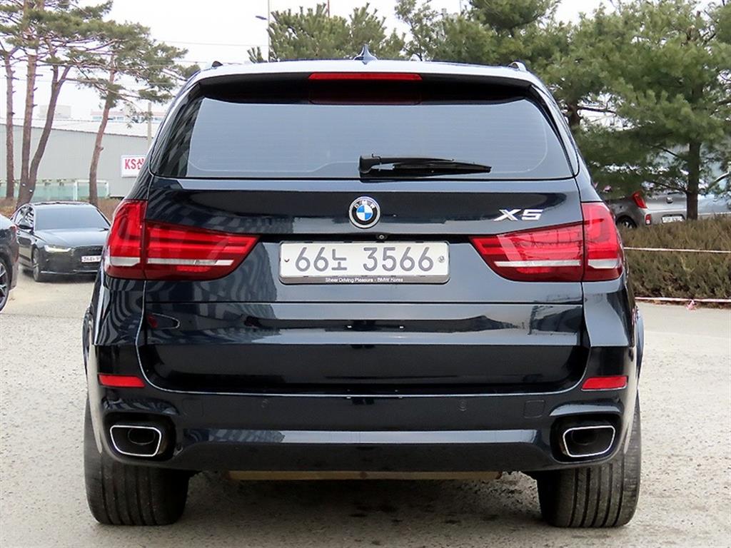 BMW X5 - Vista 4