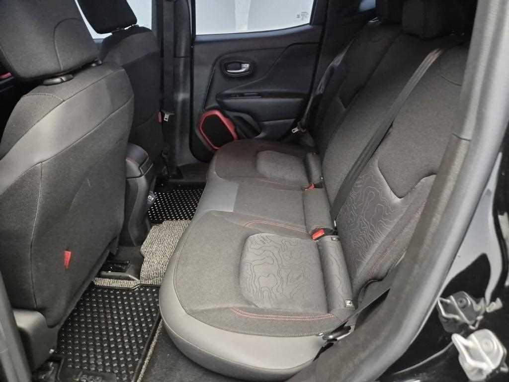 Jeep Renegade - Vista 12