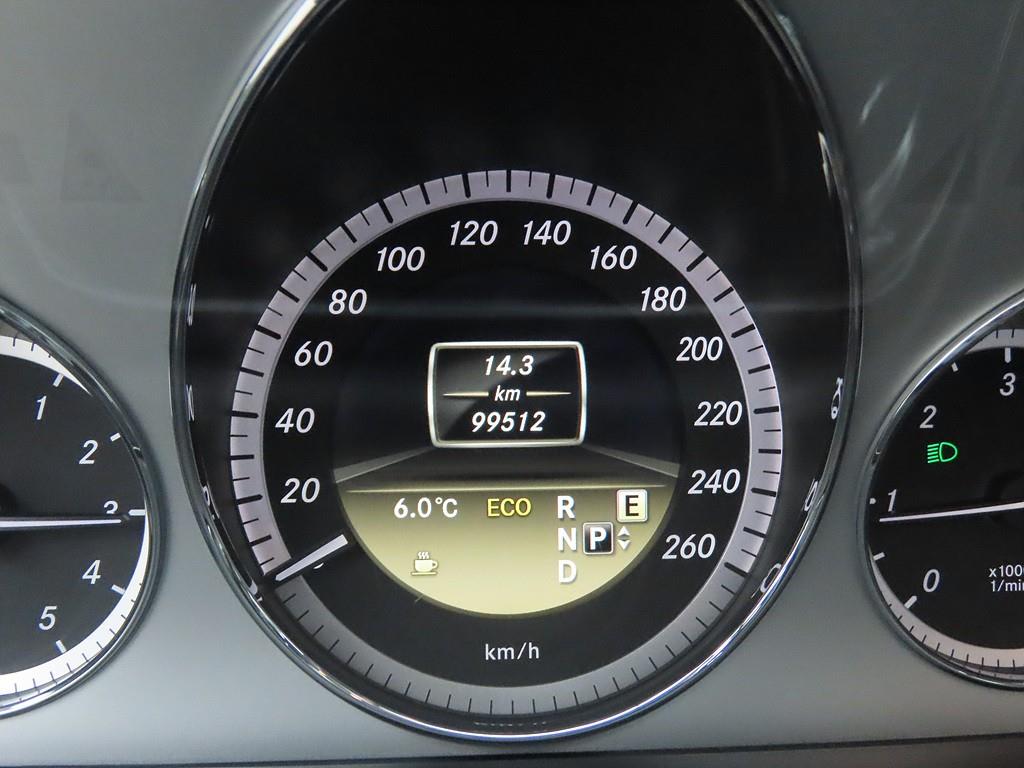 Mercedes Benz E class 2012 Plateado - Importación desde Corea - HF Imports Iquique - Foto 13