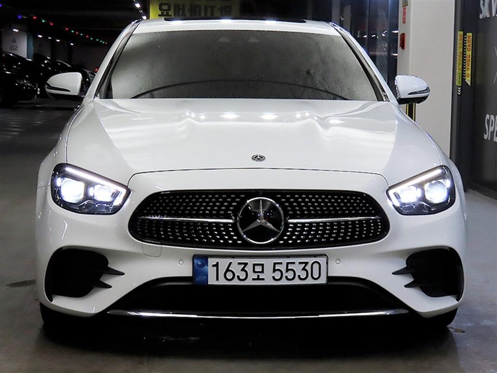 Mercedes Benz E class - Vista 2