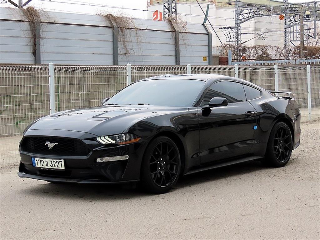 Ford Mustang - Vista 2