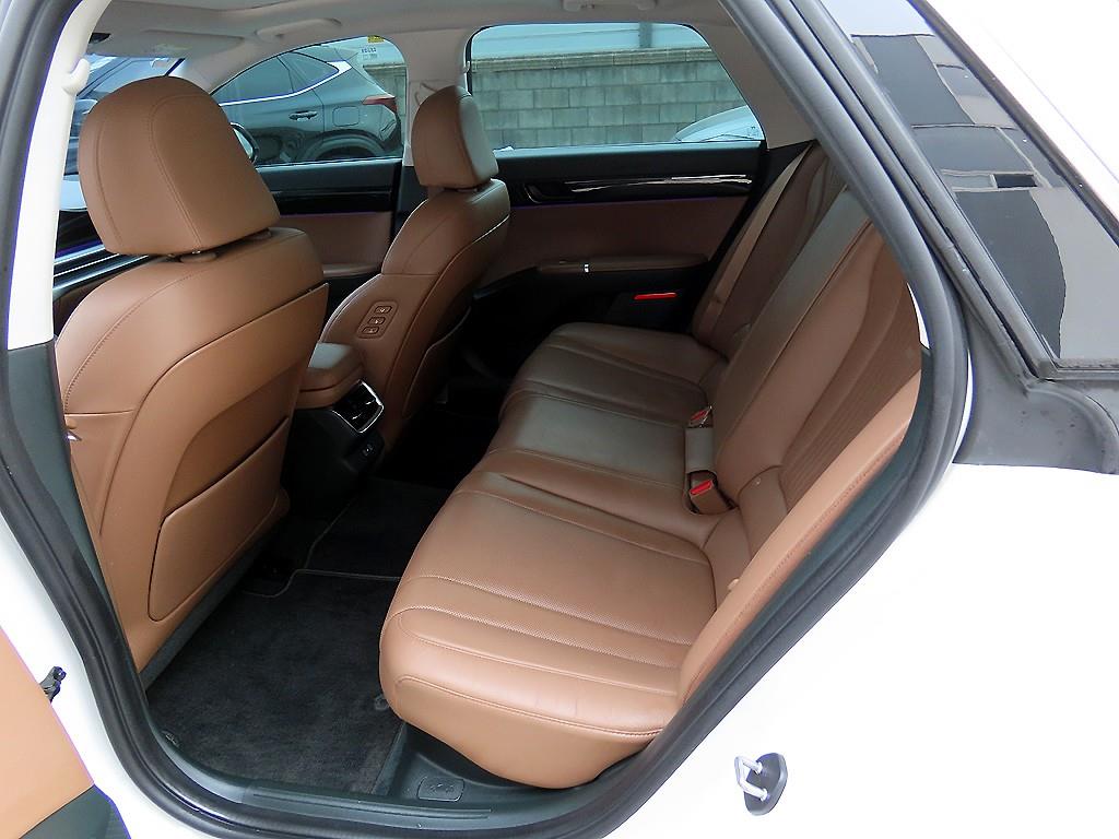 HYUNDAI Grandeur - Vista 6