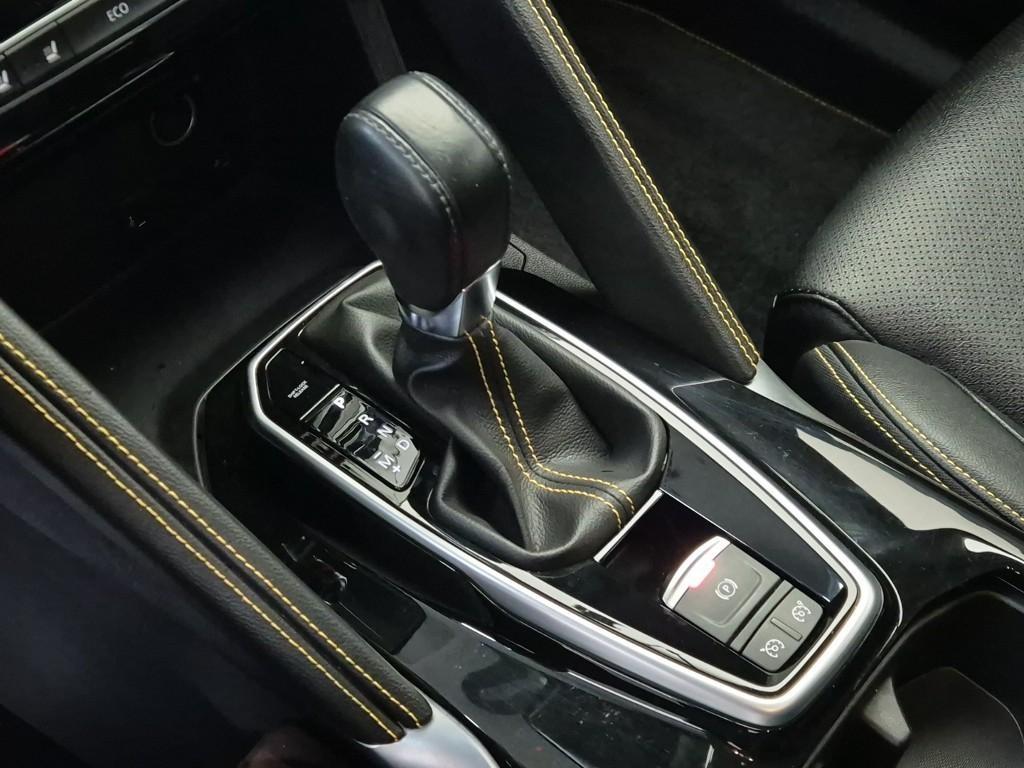 SAMSUNG QM6 - Vista 8