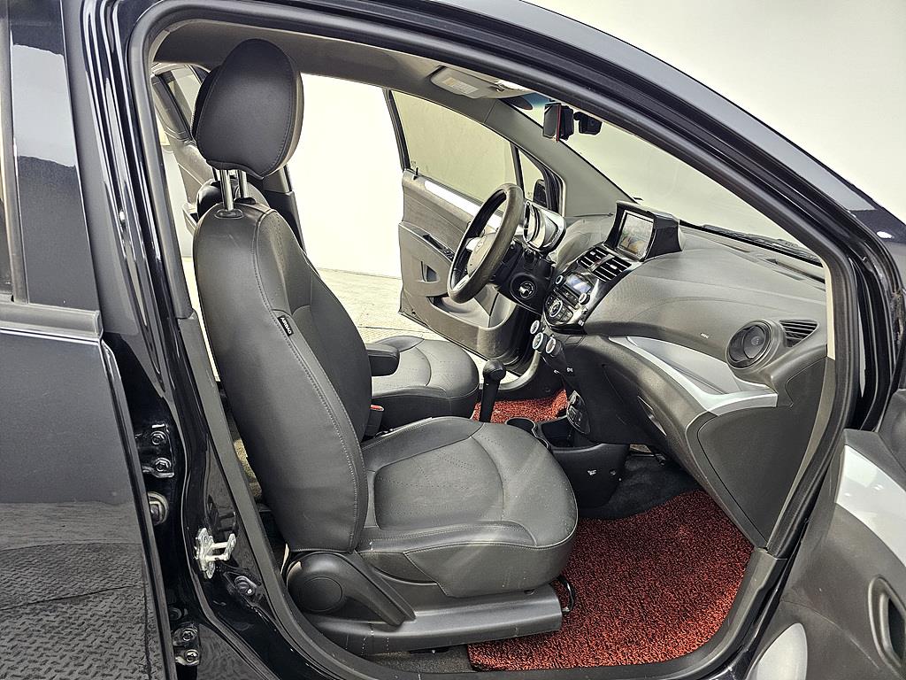 Chevrolet Spark - Vista 11