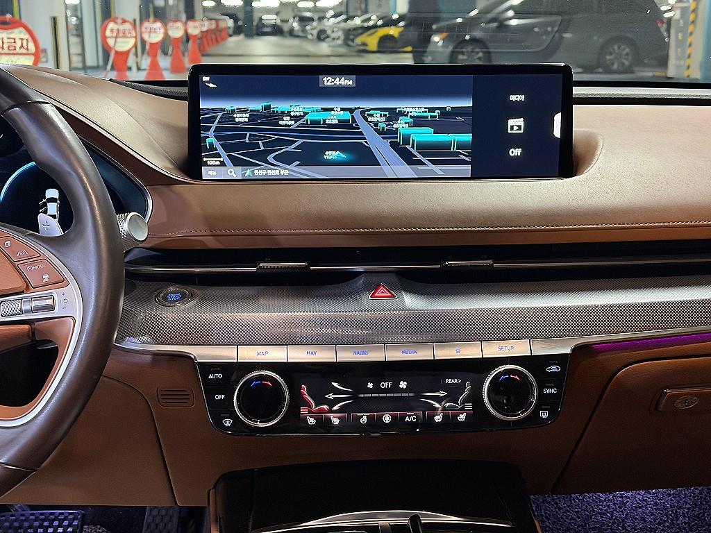 Genesis G80 - Vista 11