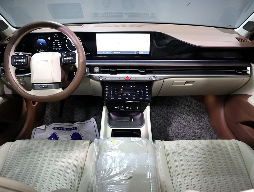 HYUNDAI Grandeur - Vista 5