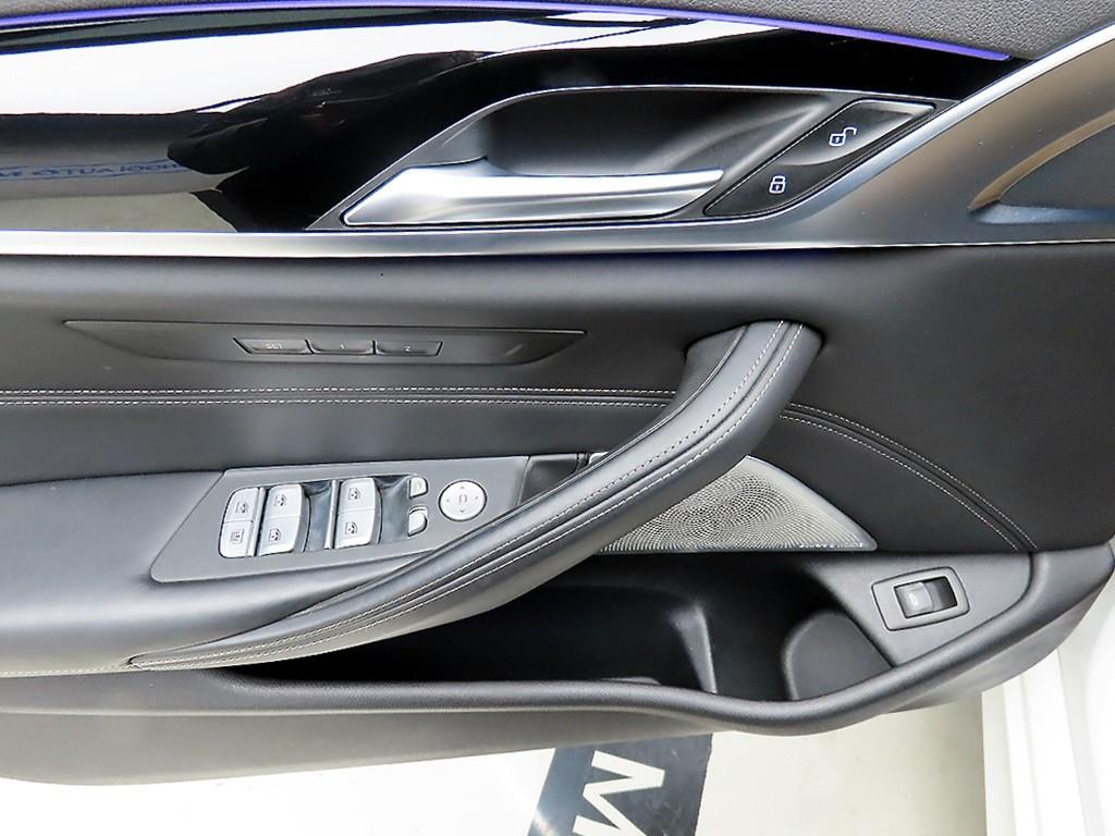 BMW 5 Series - Vista 11