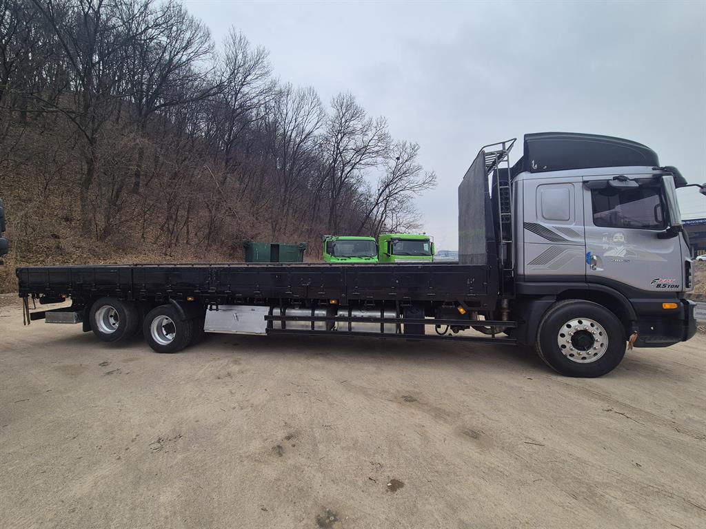 medium and large cargo Cargo - Vista 8