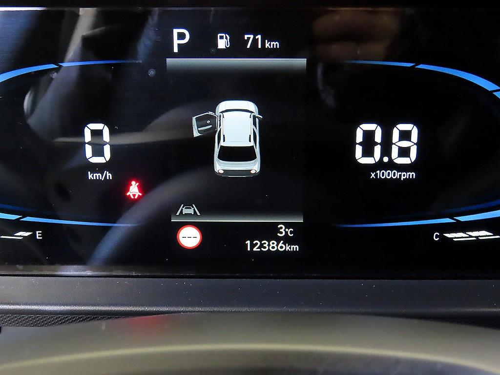 HYUNDAI Casper - Vista 9