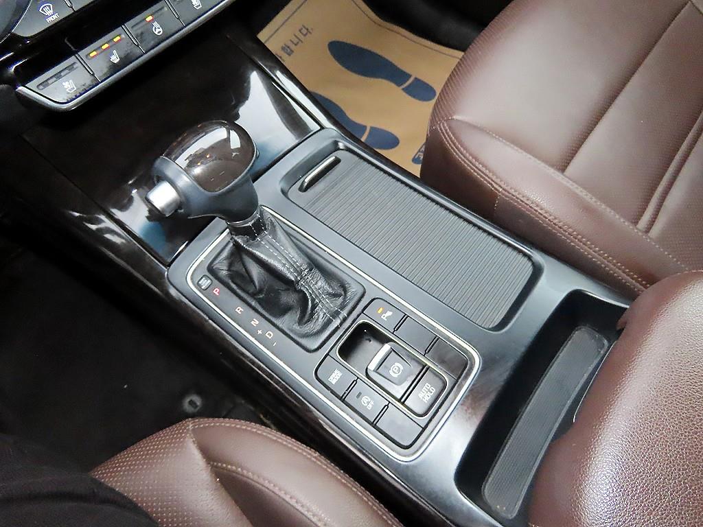 KIA Sorento - Vista 10