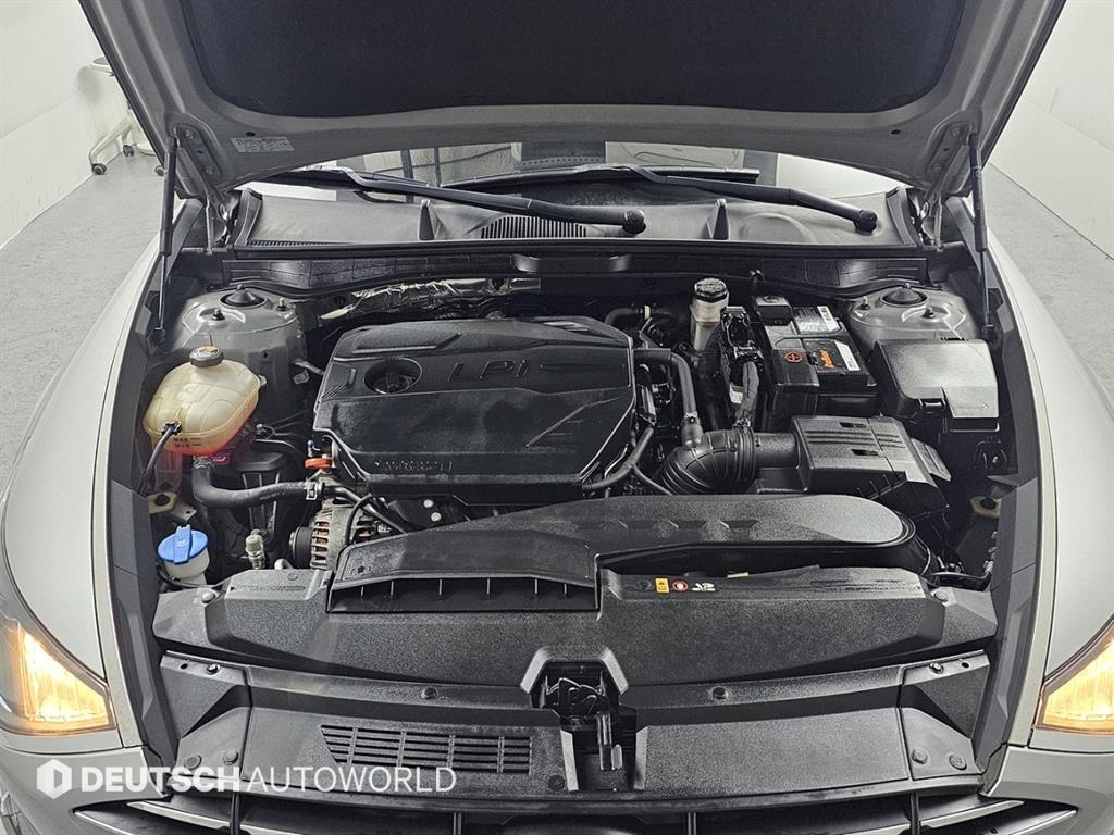 HYUNDAI Sonata - Vista 6