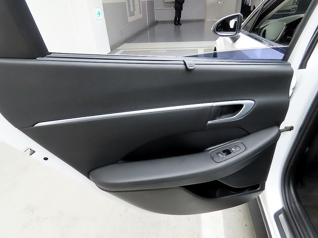 HYUNDAI Sonata 2020 Blanco - Importación desde Corea - HF Imports Iquique - Foto 13