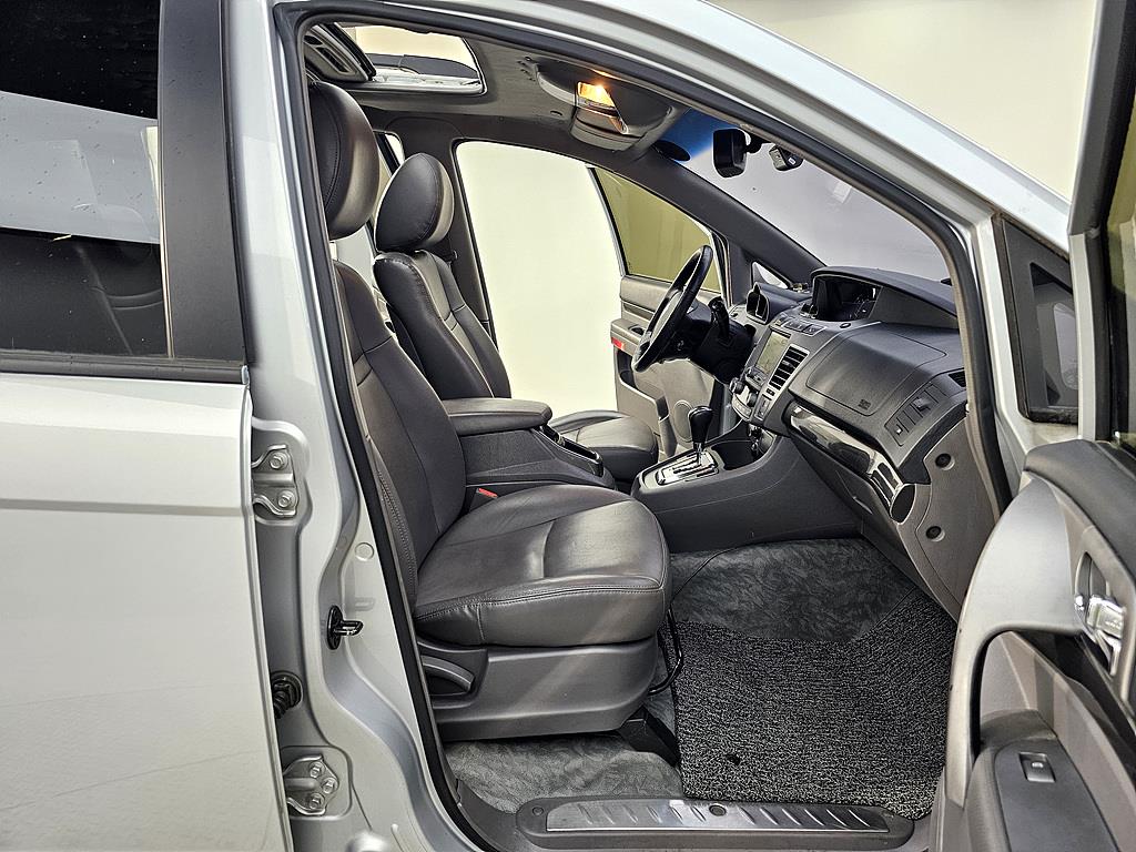 Ssangyong Korando - Vista 11