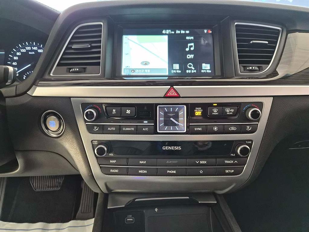 Genesis G80 2019 Negro - Importación desde Corea - HF Imports Iquique - Foto 14