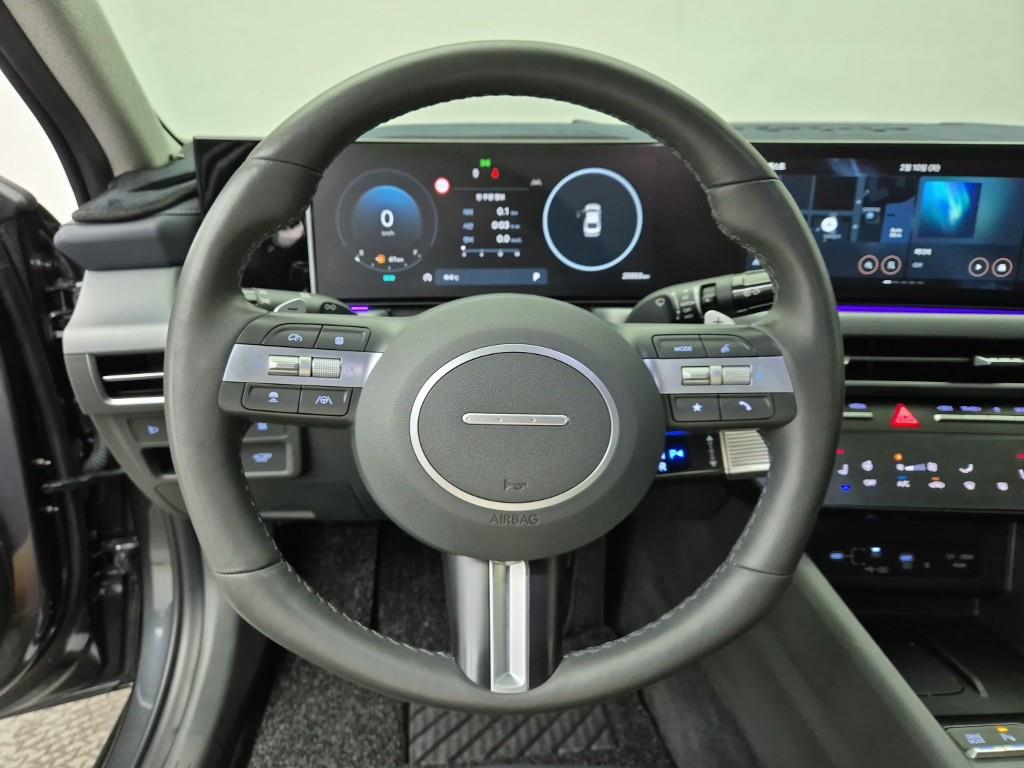 HYUNDAI Sonata - Vista 9